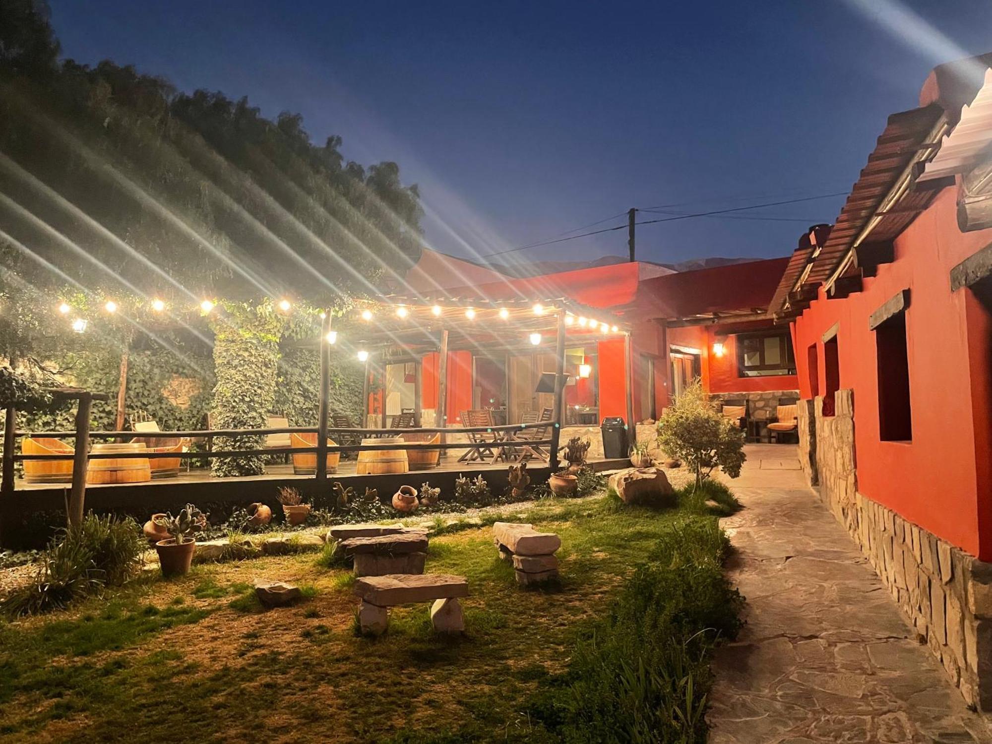 Posada Con Los Angeles 蒂尔卡拉 外观 照片